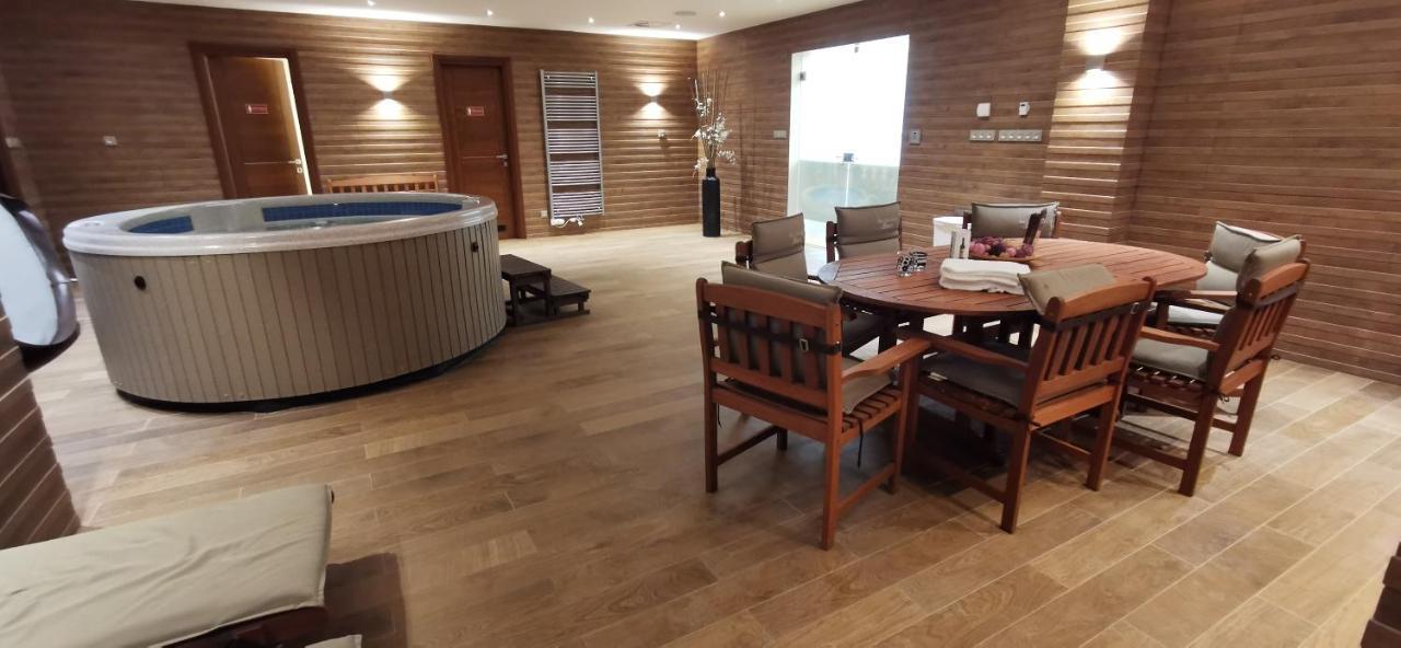 Moser Apartment Carlsbad Karlsbad Buitenkant foto